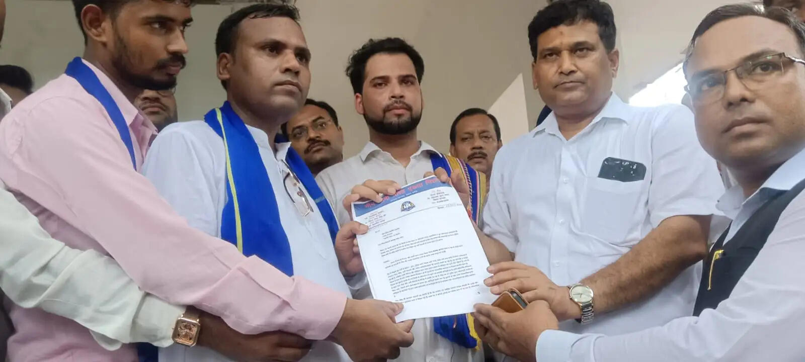 भीम आर्मी का प्रदर्शन: पेपर लीक और लाठीचार्ज की जांच की मांग