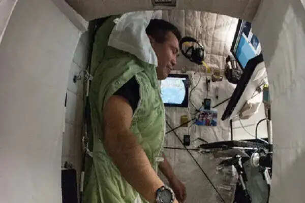 माइक्रोग्रैविटी का इम्यून सिस्टम पर प्रभाव: अंतरिक्ष में नई खोजें