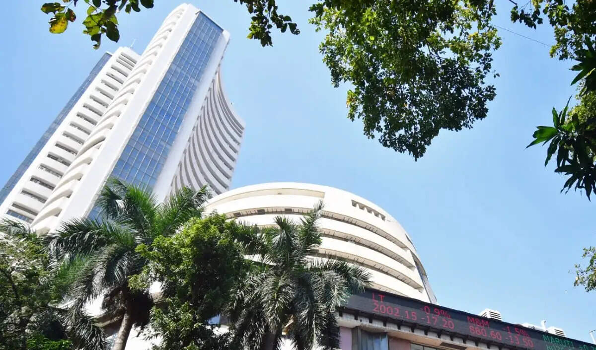 भारतीय शेयर बाजार में मंगलवार को जोरदार उछाल, सेंसेक्स और निफ्टी में बढ़त