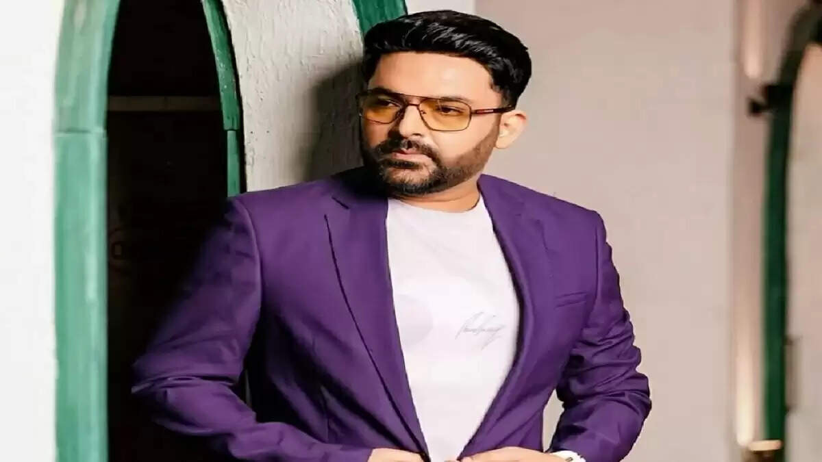 कपिल शर्मा के कैफे पर कनाडा में फायरिंग की घटना
