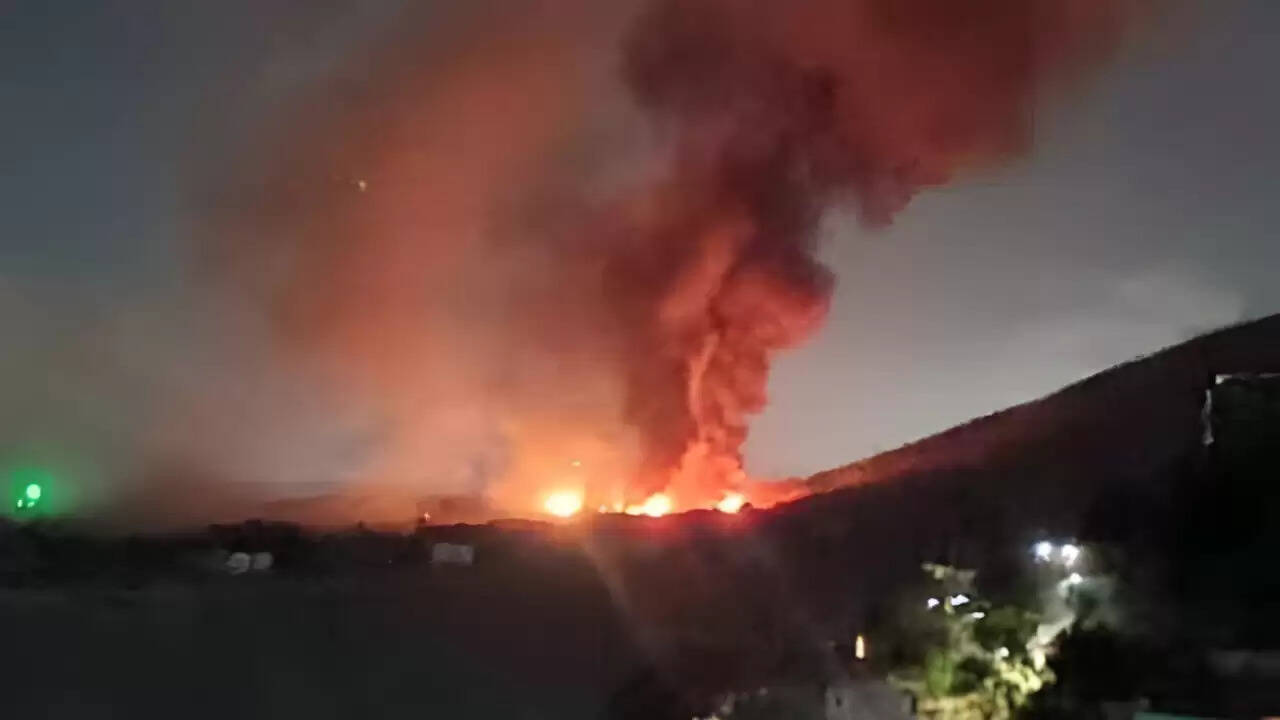 वेनेजुएला में विस्फोटों के बाद आपातकाल की स्थिति, ट्रंप की चेतावनी का असर