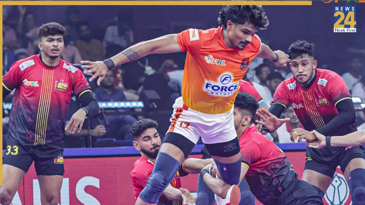 Pro Kabaddi League 2025: पुनेरी पलटन ने बेंगलुरु बुल्स को ट्राई ब्रेकर में हराया