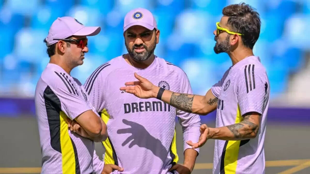 विराट कोहली और रोहित शर्मा की टीम में संवाद पर कोच सितांशु कोटक का बड़ा बयान