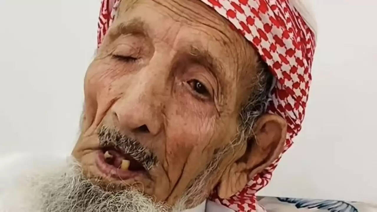 सऊदी अरब के सबसे उम्रदराज व्यक्ति नासिर बिन रदान अल राशिद का निधन