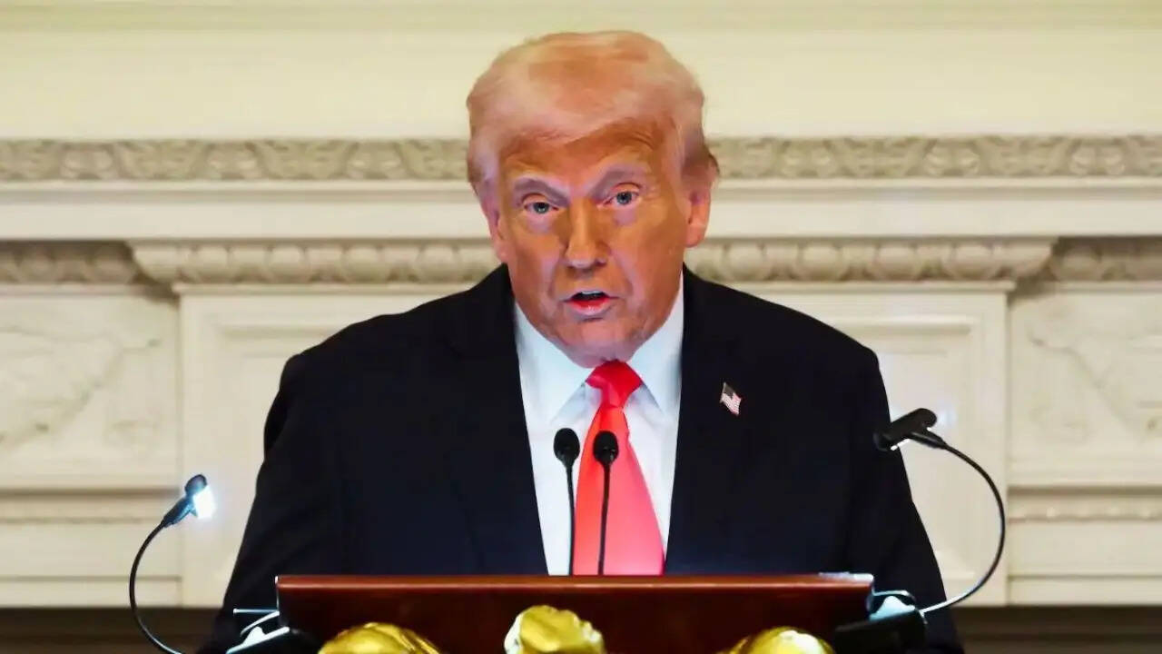 अमेरिका ने ईरानी तेल बिक्री के लिए 30 दिन की अस्थायी छूट दी, क्या है इसका प्रभाव?