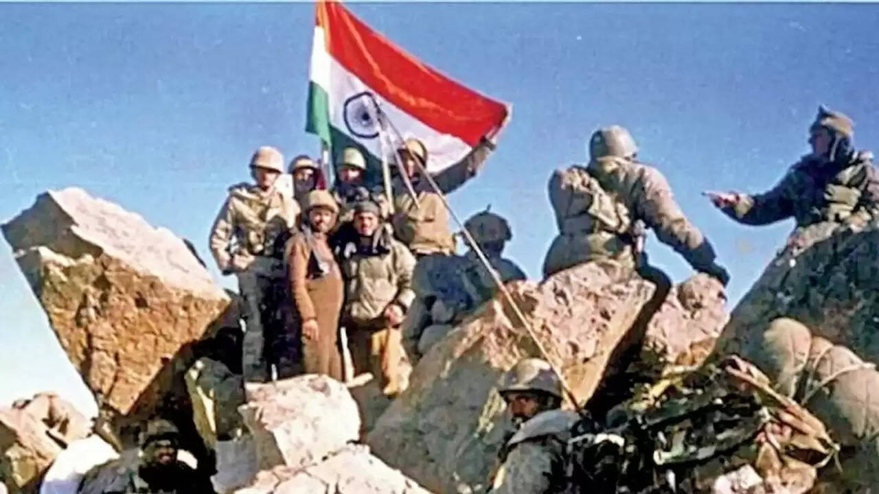 कारगिल विजय दिवस: 26 साल बाद भी शहीदों की वीरता को किया गया याद