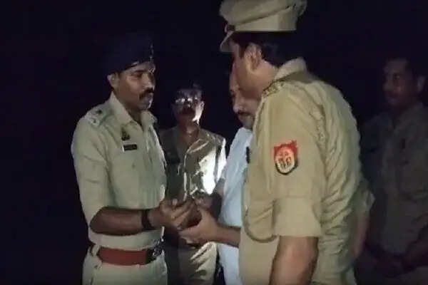 लखनऊ और हरदोई में पुलिस की मुठभेड़, तीन अपराधी गिरफ्तार