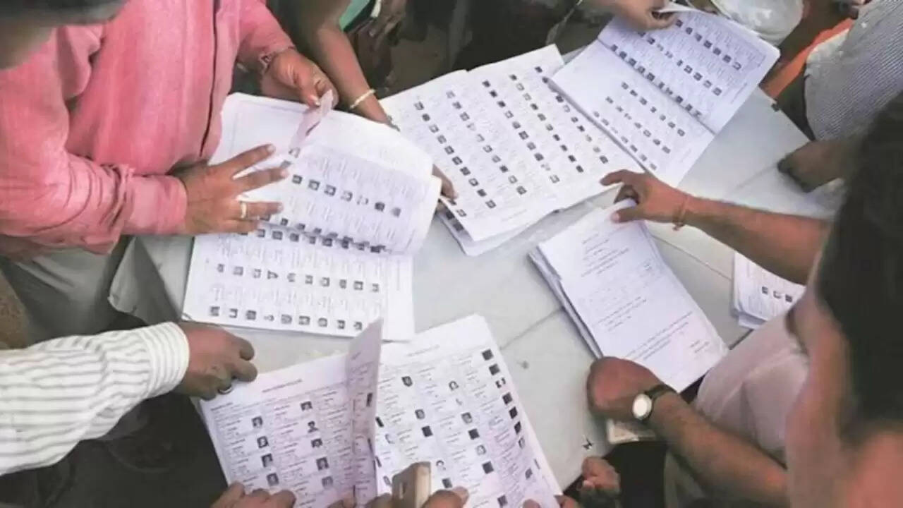 बिहार विधानसभा चुनाव: ड्राफ्ट वोटर लिस्ट पर राजनीतिक दलों की चुप्पी पर उठे सवाल