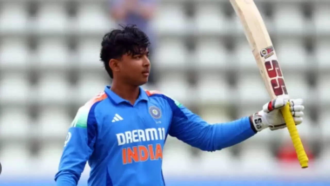 पाकिस्तान ने एसीसी मेन्स राइजिंग स्टार्स एशिया कप 2025 जीता, वैभव सूर्यवंशी ने बनाया छक्कों का रिकॉर्ड