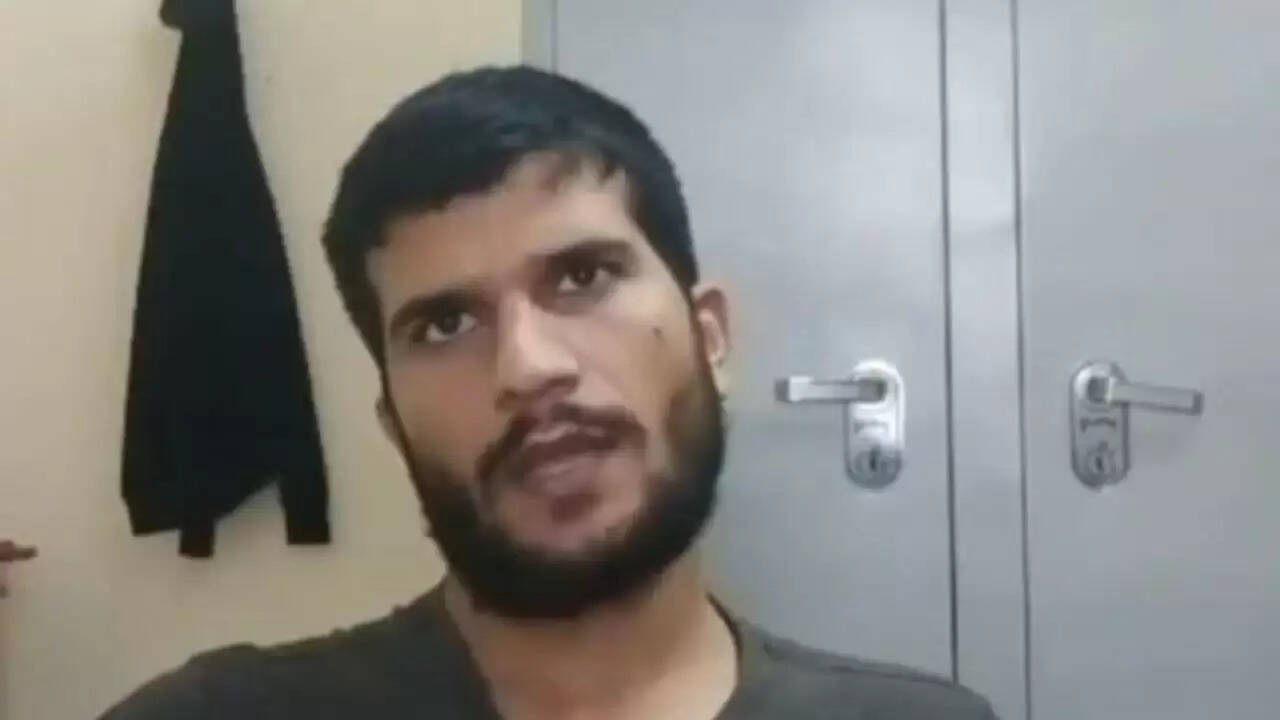 दिल्ली धमाके के आरोपी उमर नबी का नया वीडियो सामने आया