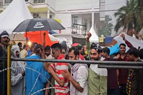 अमरनाथ यात्रा के लिए जम्मू में टिकट काउंटरों की शुरुआत