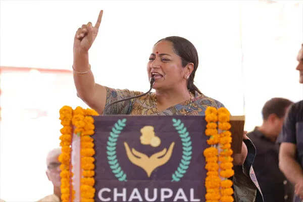 दिल्ली सरकार ने कामकाजी महिलाओं के लिए ब्याज मुक्त ऋण की घोषणा की