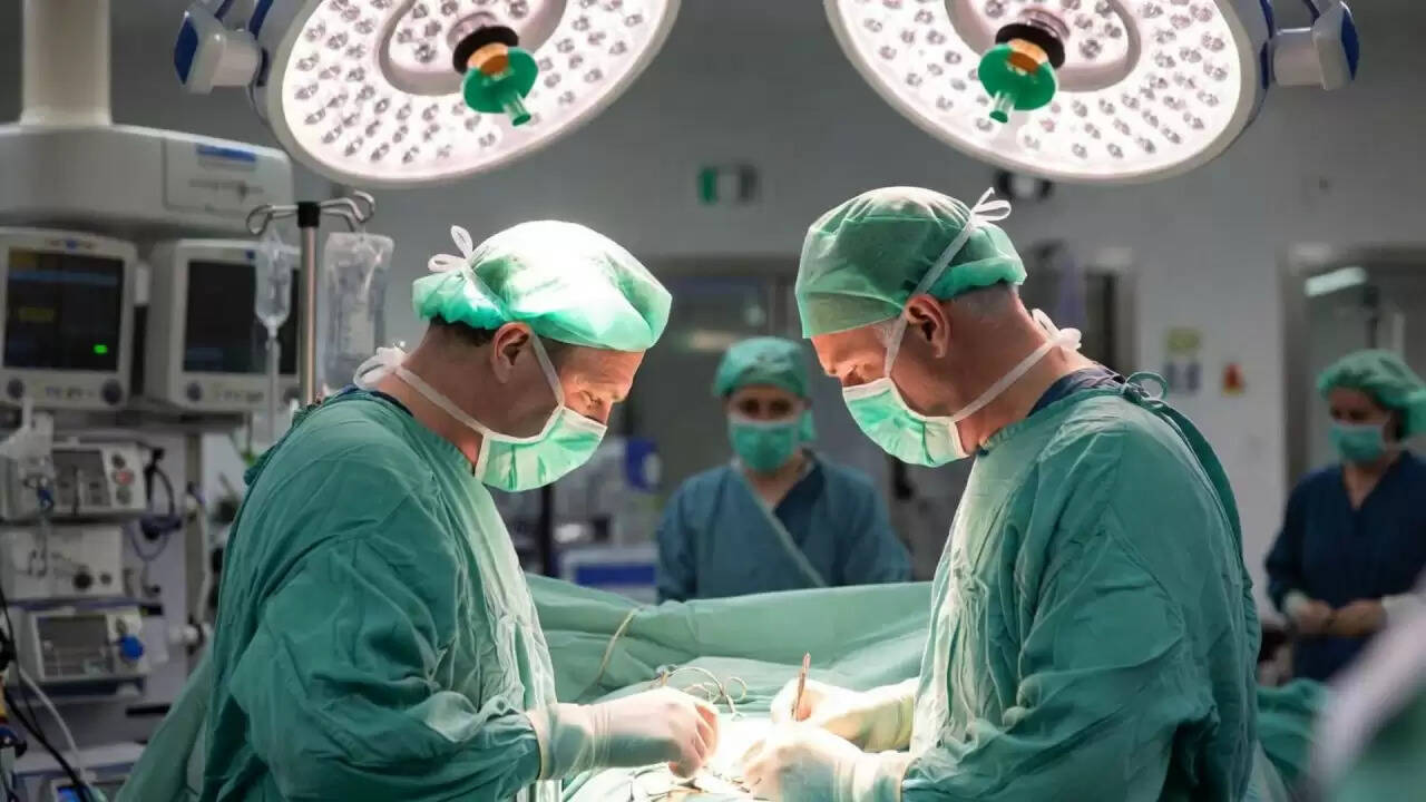 फ्रांस में युवक के पेट से निकला प्रथम विश्व युद्ध का गोला