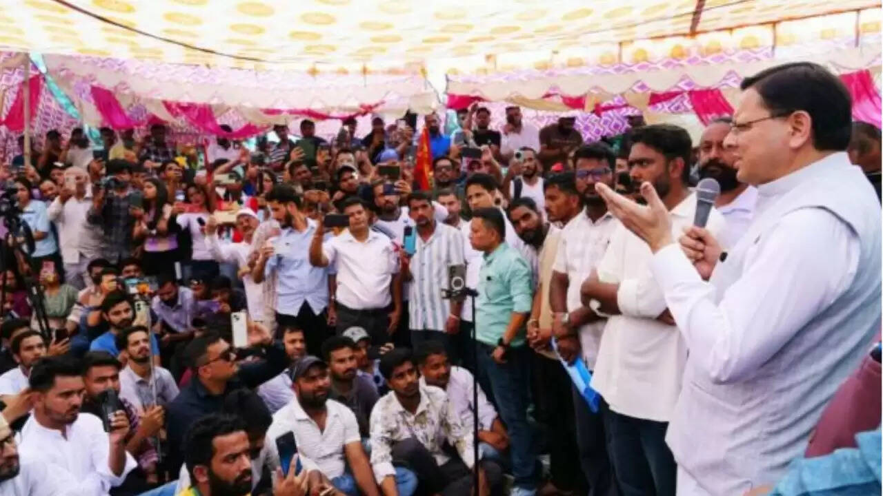 उत्तराखंड में पेपर लीक मामले पर सीबीआई जांच की सिफारिश, आंदोलनकारियों ने स्थगित किया प्रदर्शन
