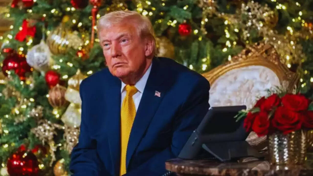 क्रिसमस पर बच्चों के साथ डोनाल्ड ट्रंप का मजेदार समय: सैंटा से लेकर गंभीर मुद्दों तक