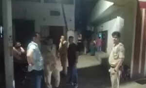 लखनऊ में गोलीबारी की घटना से मचा हड़कंप, आरोपी की तलाश जारी