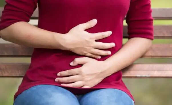 कब्ज से राहत पाने के लिए प्रभावी उपाय और खान-पान