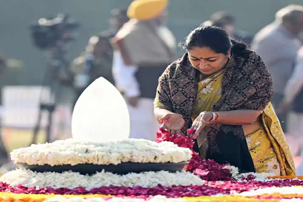 दिल्ली में अटल बिहारी वाजपेयी की 101वीं जयंती पर श्रद्धांजलि