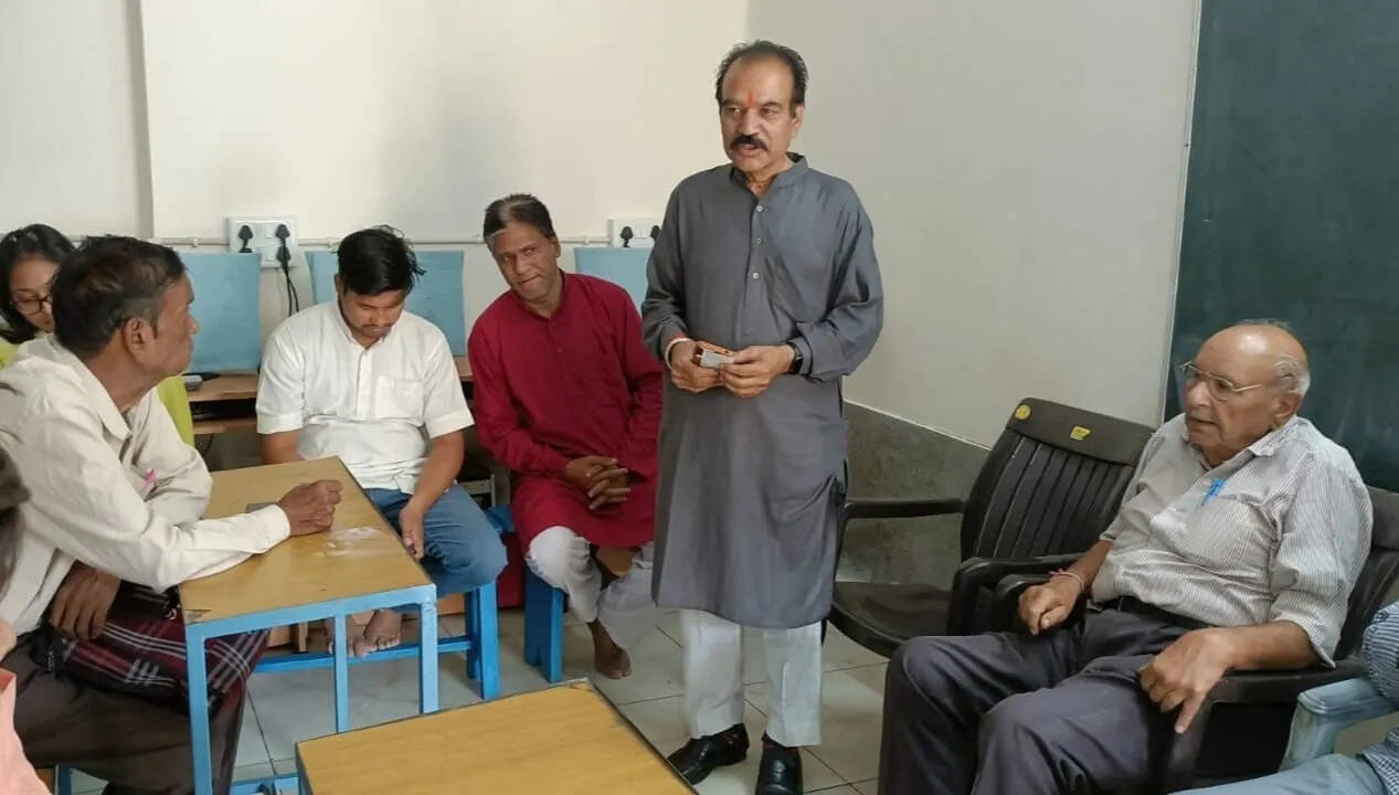 संस्कृत विकास परिषद की बैठक में सरल संस्कृत शिविर की घोषणा