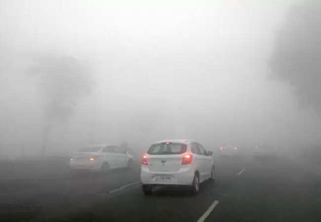 उत्तर प्रदेश में ठंड और कोहरे का अलर्ट, तापमान में गिरावट की संभावना