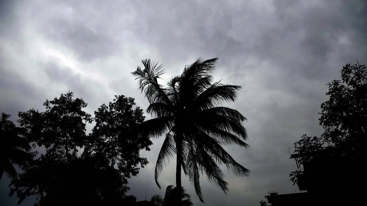 भारत में मौसम की विविधता: गर्मी और बारिश का सामना