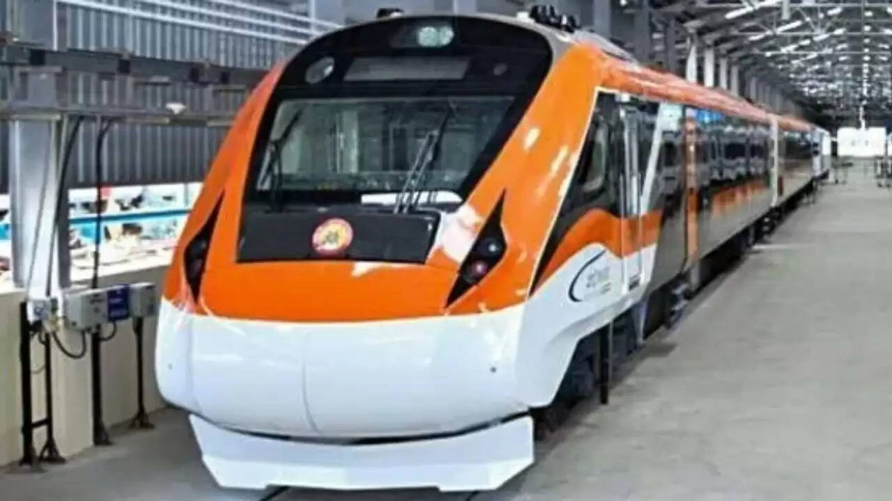 भारत की पहली वंदे भारत स्लीपर एक्सप्रेस: पटना से दिल्ली तक की यात्रा अब होगी आसान