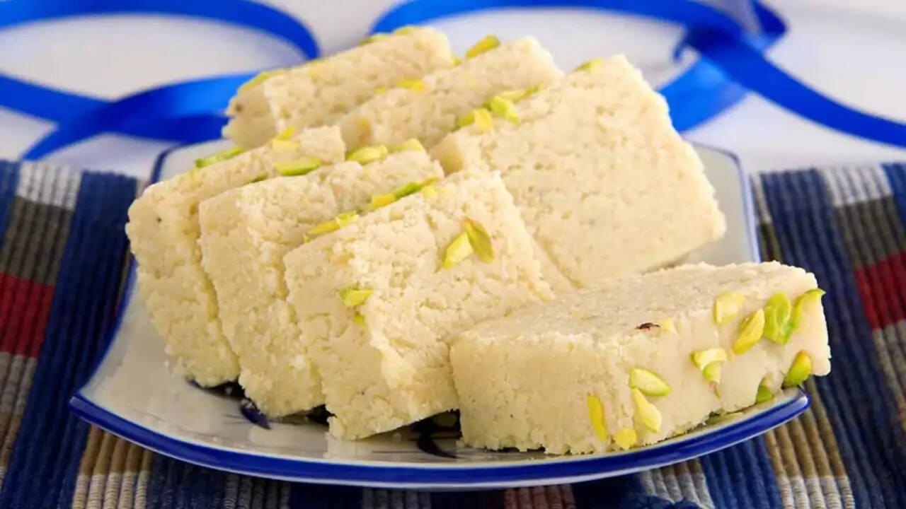 होली 2026: मिलावटी मावा से बचने के लिए जानें ये आसान तरीके