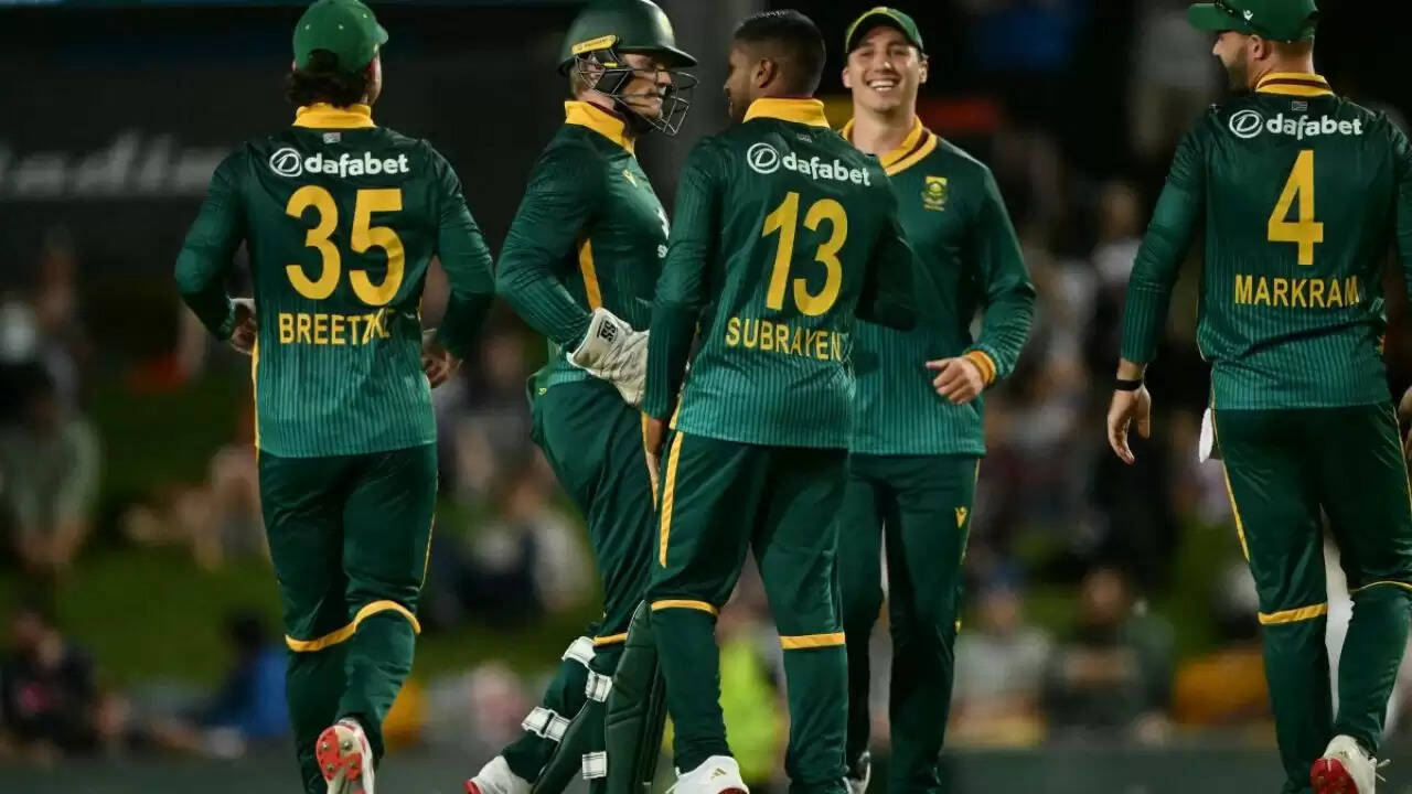 साउथ अफ्रीका के प्रेनेलन सुब्रायन पर ICC का बैन, वनडे सीरीज में आई मुश्किलें