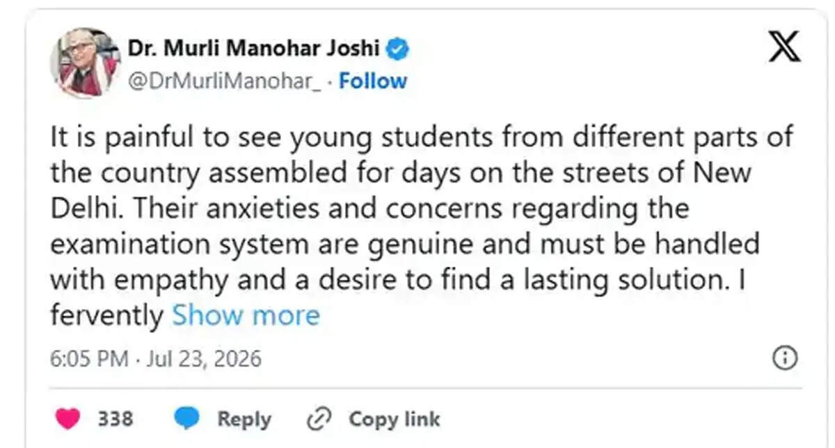 राहुल गांधी और विपक्षी सांसदों का गांधी स्मृति में प्रदर्शन, सलमान खान ने की भूख हड़ताल खत्म करने की अपील