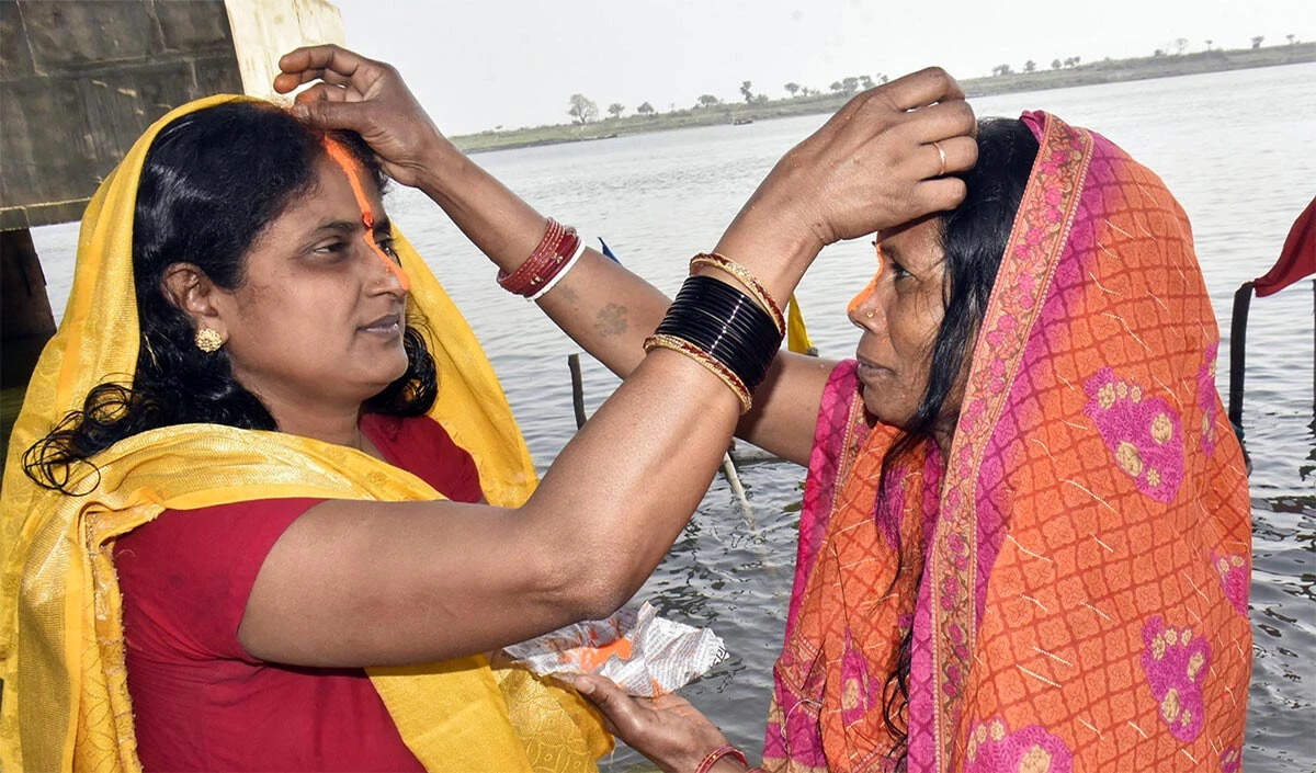 जीवित्पुत्रिका व्रत: माताओं की संतान के लिए विशेष पूजा विधि और महत्व
