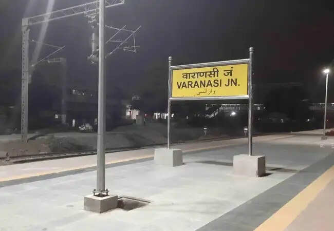 कोलकाता-जम्मूतवी एक्सप्रेस में यात्री की गोली मारकर हत्या, जांच शुरू