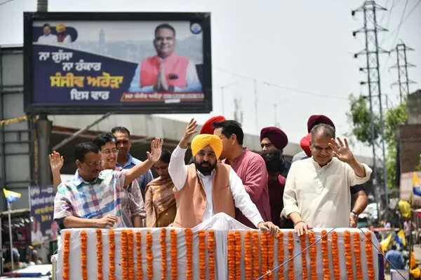 आप की जीत: गुजरात और पंजाब में उपचुनाव के नतीजे