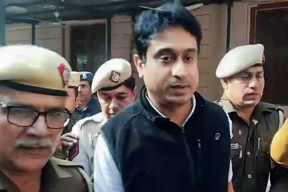 कांग्रेस नेता भानु चिब की गिरफ्तारी पर बढ़ी पुलिस कार्रवाई