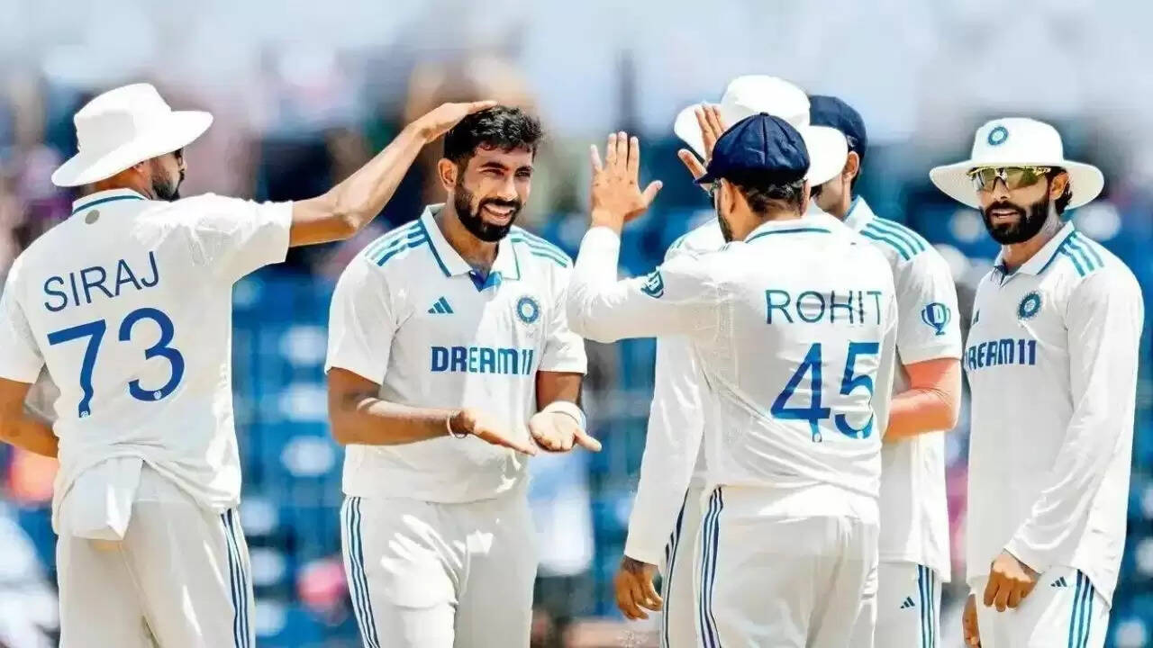 वेस्टइंडीज टेस्ट सीरीज के लिए टीम इंडिया का चयन, 15 खिलाड़ियों को मिला मौका