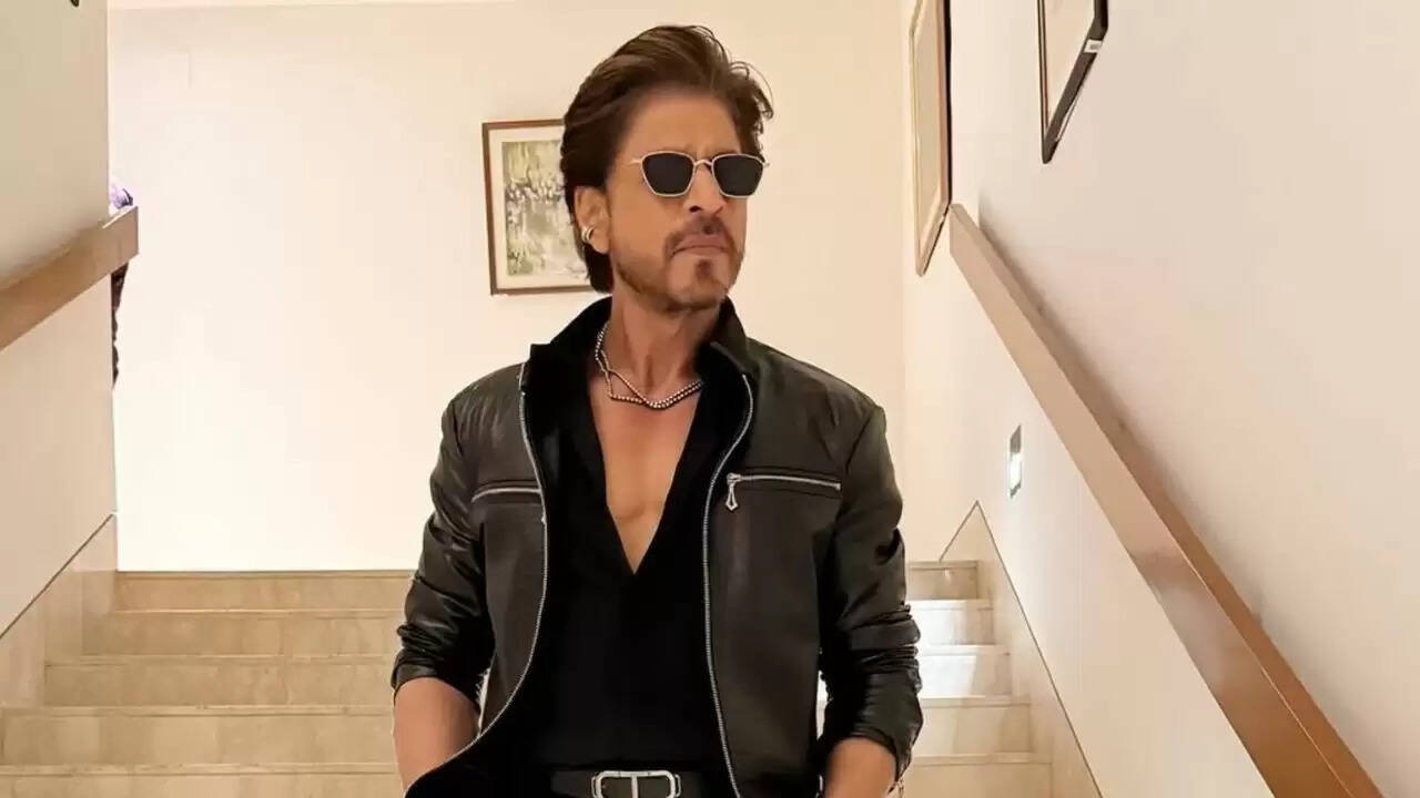 पंजाब बाढ़ राहत में सितारों की मदद: शाहरुख से लेकर दिलजीत तक का योगदान