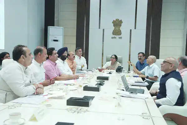 दिल्ली सरकार ने श्रमिकों के स्वास्थ्य के लिए नई योजना की घोषणा की