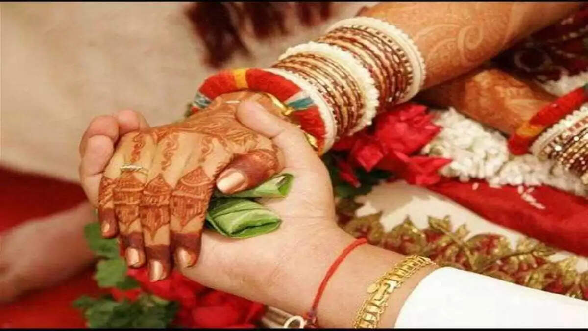गरुड़ पुराण से सीखें: पति-पत्नी के रिश्ते को मजबूत बनाने के 7 महत्वपूर्ण टिप्स