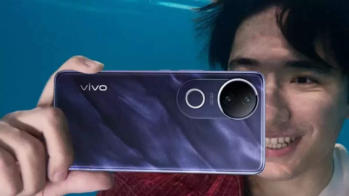 Vivo V50e 5G: पानी के अंदर फोटो खींचने का अनोखा अनुभव 30,000 रुपये से कम में