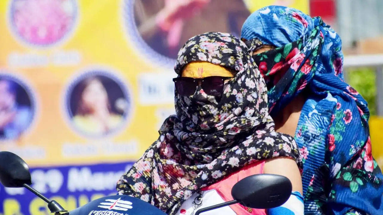 भारत में हीटवेव का खतरा: तापमान में वृद्धि और स्वास्थ्य सावधानियाँ