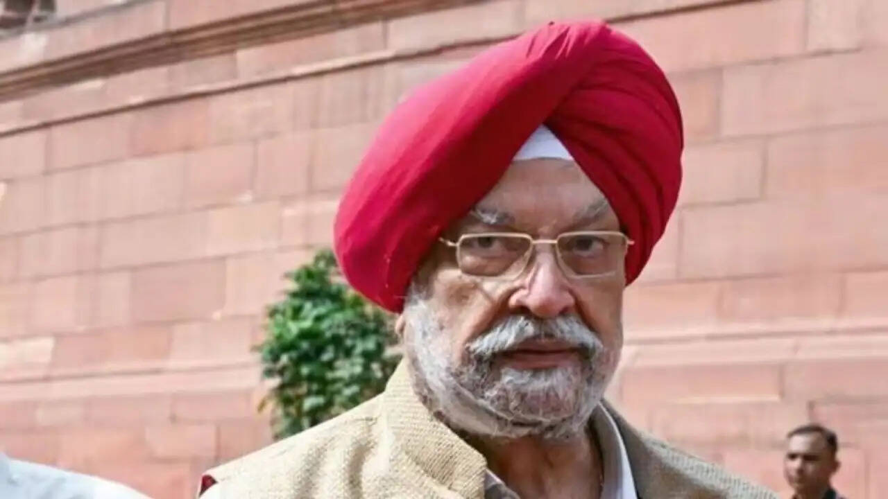 क्या भारत में फिर से लगेगा लॉकडाउन? हरदीप पुरी ने अफवाहों का किया खंडन