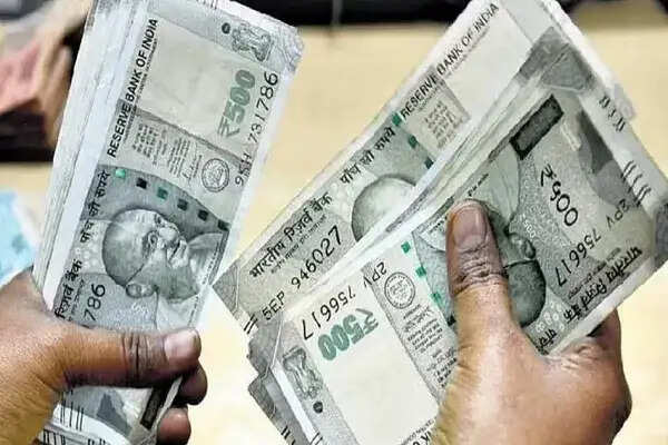 केंद्रीय कर्मचारियों के लिए महंगाई भत्ते में संभावित वृद्धि: जानें क्या होगा असर