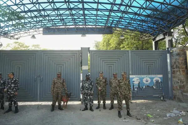 तिहाड़ जेल से फरार हुआ कुख्यात सीरियल किलर सोहराब, प्रशासन में हड़कंप