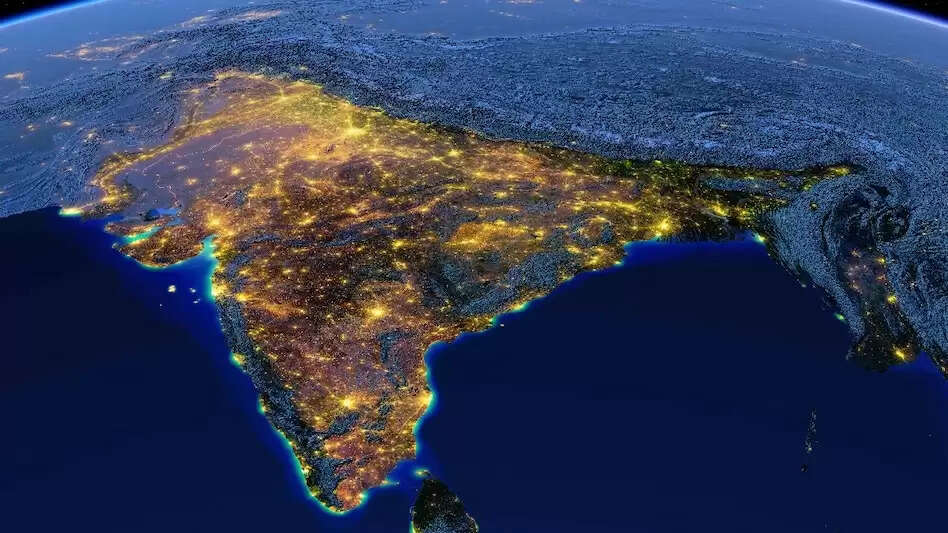 भारत की अंतरिक्ष निगरानी क्षमताओं में तेजी: 52 नए उपग्रहों का लॉन्च