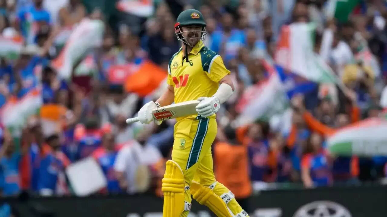 Travis Head की T20 टीम से छुट्टी: एशेज 2025-26 की तैयारी में जुटे ऑस्ट्रेलियाई खिलाड़ी