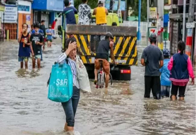 फिलीपींस में चक्रवात से बाढ़ और भूस्खलन, 30 लोगों की जान गई