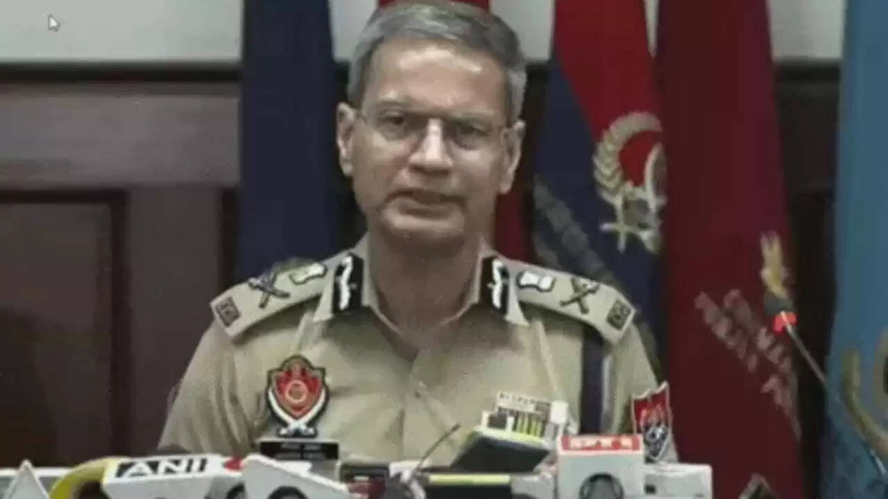 अमृतसर में जासूसी रैकेट का भंडाफोड़, ISI एजेंटों से जुड़े दो गिरफ्तार