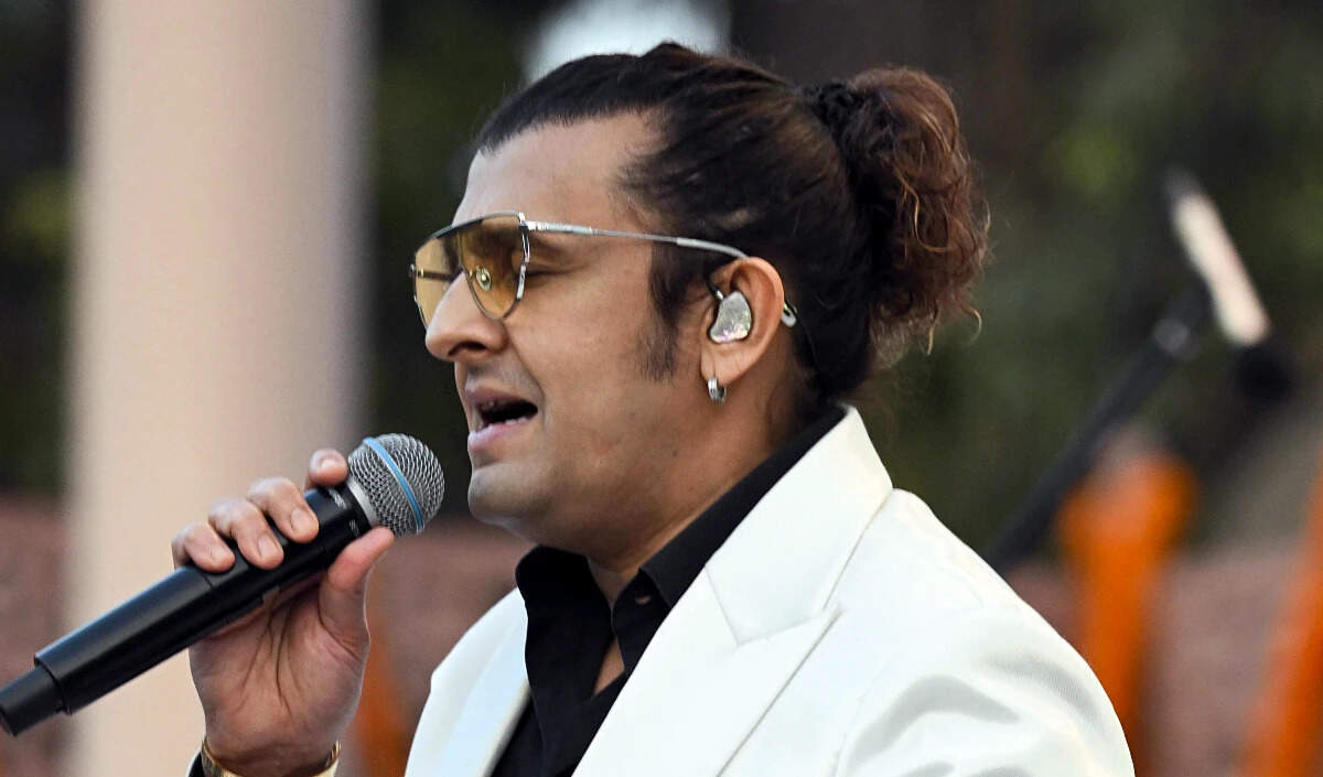 सोनू निगम ने मोहम्मद रफी को दी भावभीनी श्रद्धांजलि