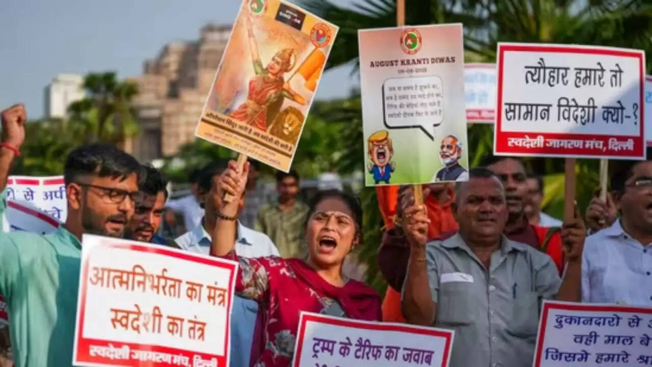 रक्षाबंधन पर स्वदेशी खरीद का आह्वान: मोदी और चौहान का संदेश