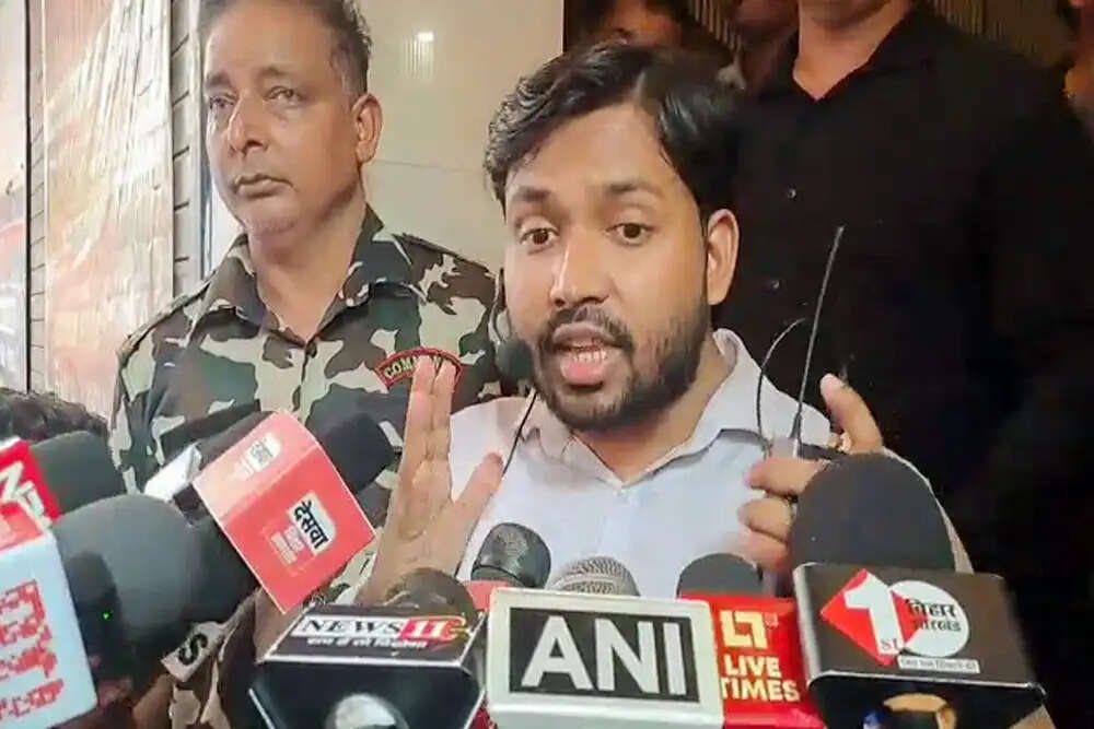 पटना में खान सर के कोचिंग संस्थान पर हमला, तीन गिरफ्तार