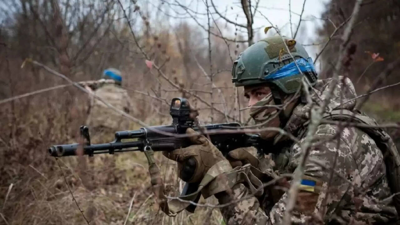 रूस-यूक्रेन युद्ध में भारतीय नागरिकों की स्थिति: सरकार ने दी महत्वपूर्ण जानकारी